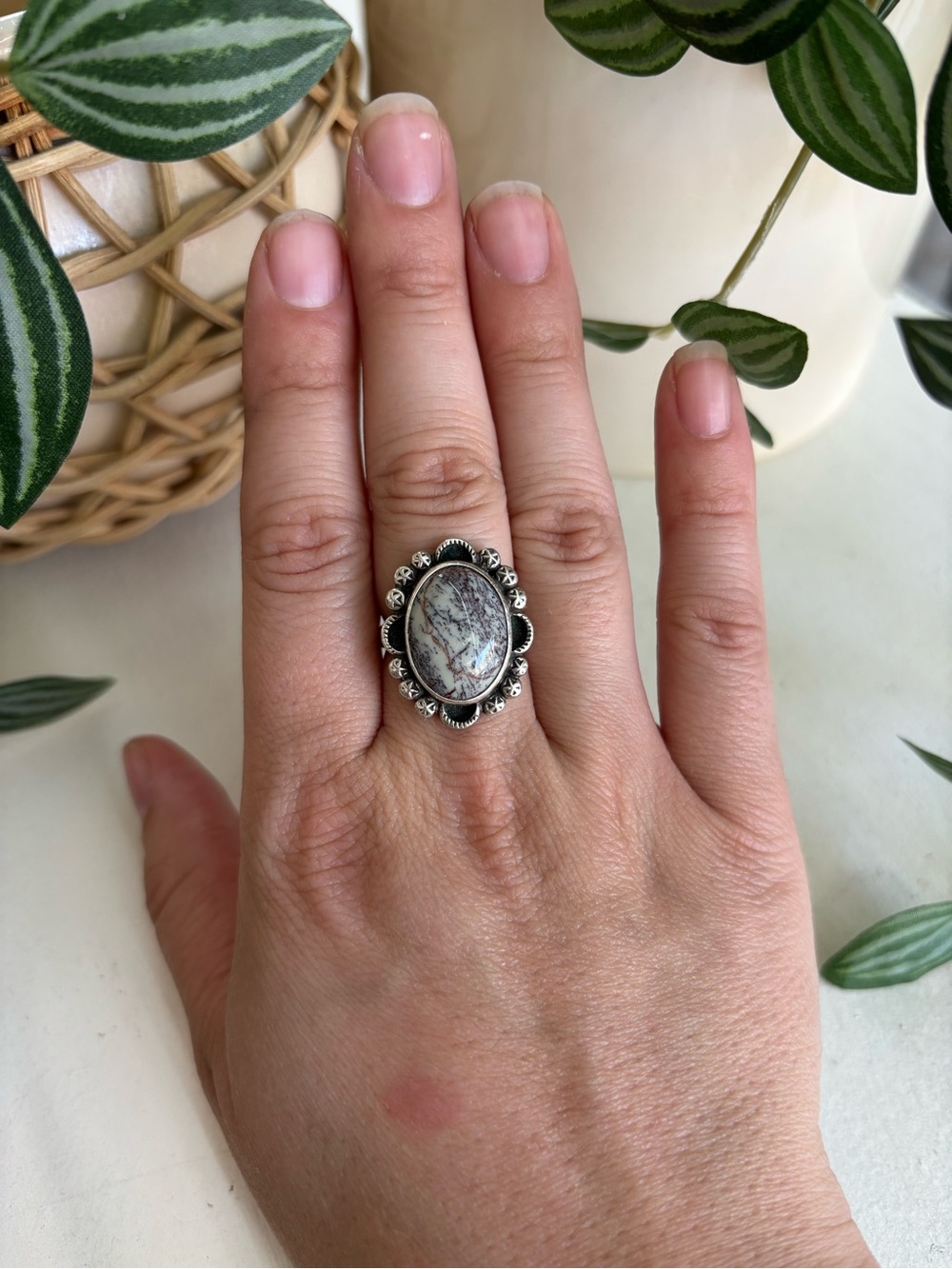 Sterling Silver Oval Stone Statement Ring - Natural Gray & White